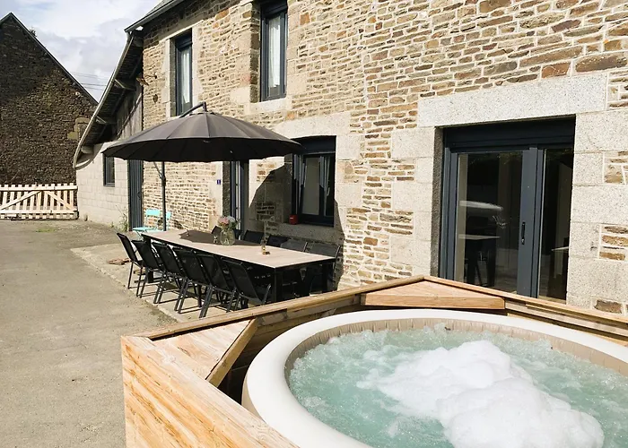 Le Du Plessis A 25 Mn Du Mont Saint-michel