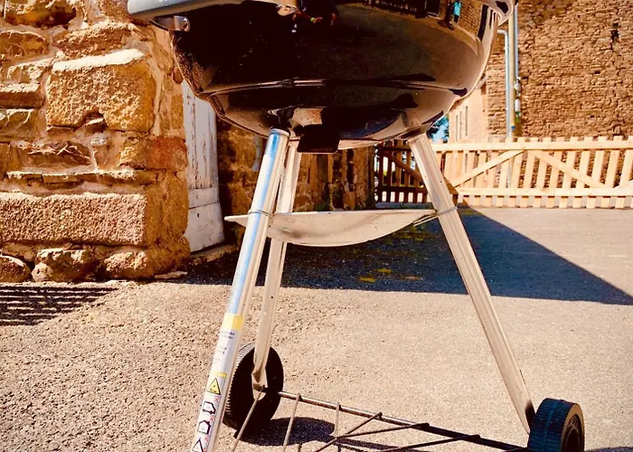 Le Du Plessis A 25 Mn Du Mont Saint-michel